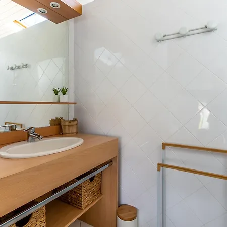 Studio Loft 40m² Refait A Neuf, Proche Lac, 2-3 Pers. - Fr-1-521-213 * סנגווינה